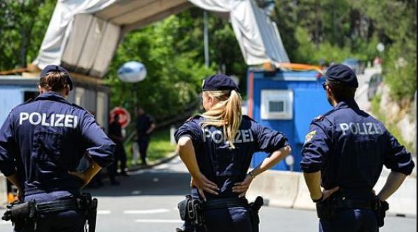 Austria. Mamă româncă, oprită de polițiști după ce a fost văzută că butona telefonul: Copilul nu era asigurat, iar mașina avea defecțiuni grave