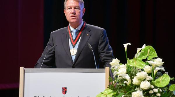 Iohannis a primit Premiul European „Carol al IV-lea”: Suntem aici să reafirmăm că UE este unită