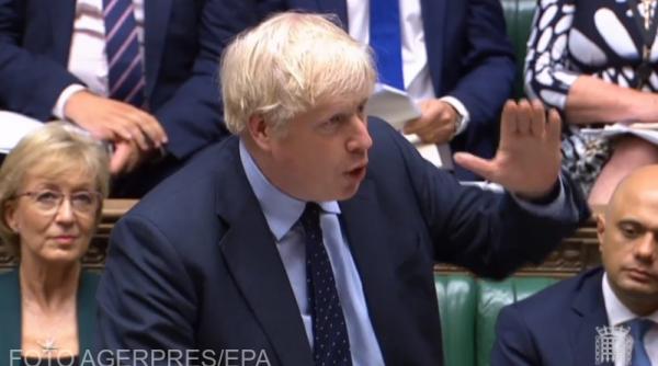 Moțiune de cenzură picată: Boris Johnson obţine încrederea Partidului Conservator şi rămâne în funcţie 