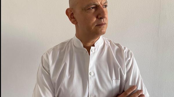 Medic român condamnat pentru mită, scrisoare către fiul său: "Pleacă din țara condusă de impostori și slugi!"