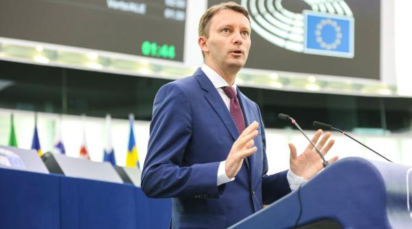 Siegfried Mureşan (PNL): Parlamentul European a respins ideea unei moţiuni de cenzură împotriva Comisiei Europene