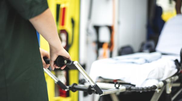 Anglia. Româncă, înjunghiată de soțul albanez: „Nu ai murit încă?” Bărbatul a primit o condamnare exemplară