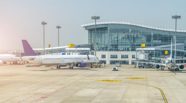 Greve pe termen nelimitat pe mai multe aeroporturi din Europa. Zborurile ar putea fi perturbate