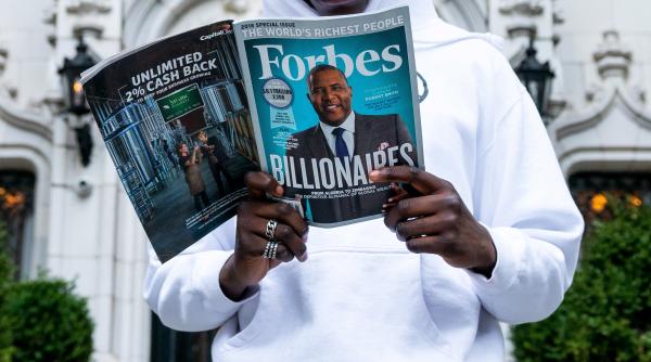 Peste 15.000 de milionari sunt așteptați să părăsească Rusia în acest an