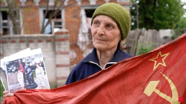 Povestea controversată a unei ucrainence: Babușka Z. Femeia care a devenit un simbol al propagandei rusești - VIDEO