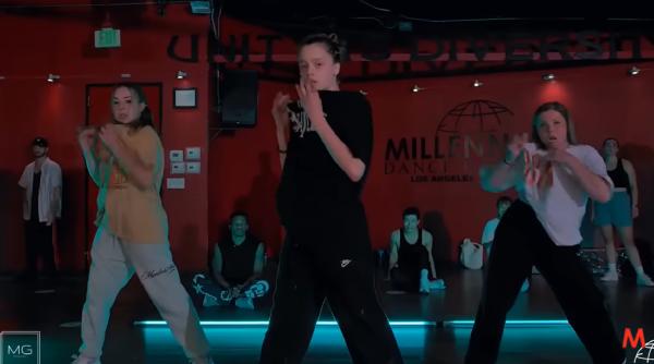 Cât de talentată este fiica lui Brad Pitt și a Angelinei Jolie. Tânăra are în față o carieră de dansatoare de succes. VIDEO