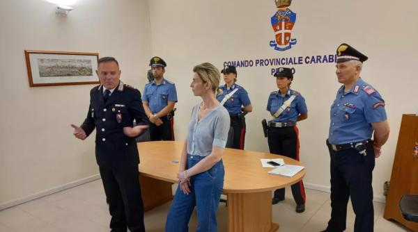 Italia. O asistentă româncă fura cardurile pacienților pe moarte și făcea cumpărături la supermarket