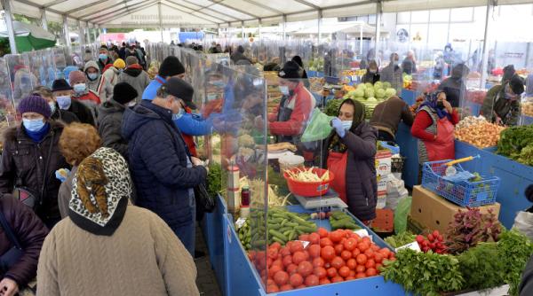 ANAF-ul, controale de amploare la vânzătorii de legume-fructe 