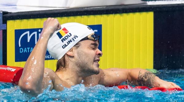 Robert Glință s-a calificat în finala probei de 50 m spate de la campionatul mondial