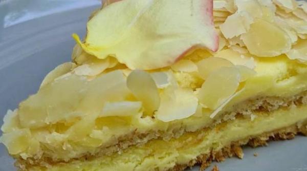 Tort cu migdale ca la Ikea. Pare greu de crezut, dar iese mai gustos făcut acasă