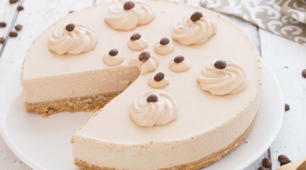 Prăjitură rece cu cafea, fără coacere. Un desert ideal atunci când e cald afară