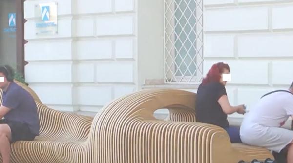 Un tânăr român a creat o structură care uimește Europa: „E mai mult decât o bancă”