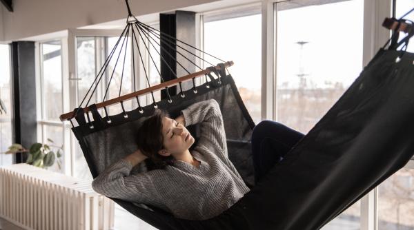 Horoscop special. Cele mai leneșe și comode zodii: Acestor nativi nu le place să facă nimic, nici acasă, nici la serviciu