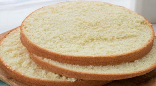 Pâine spaniolă, cea mai tare rețetă de blat moale și pufos. Se face din doar 4 ingrediente