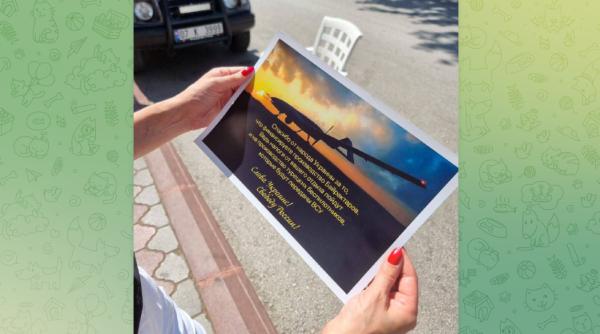 Turiștii ruşi aflați în vacanță în staţiunile turceşti, bombardaţi cu pliante de susţinere a ucrainenilor