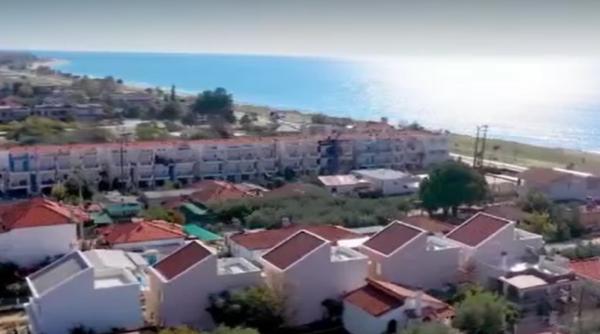 Mii de români se gândesc să-și cumpere casă de vacanță pe malul mării, în Grecia: „Prețuri mici, un contrast cu cele europene”