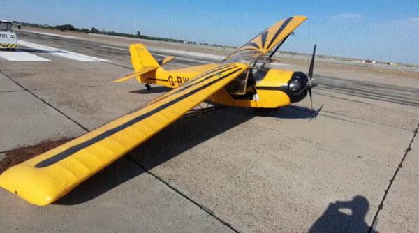 Aterizare de urgență pe Aeroportul Mihail Kogălniceanu. Un avion de mici dimensiuni s-a defectat în zbor 