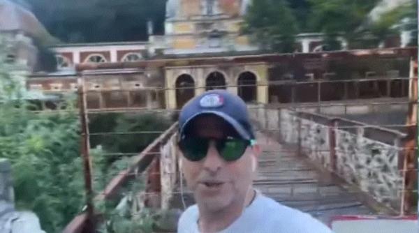 Dan Negru, dezamăgit de cea mai frumoasă stațiune din România: E praf! E cu accesul interzis. Totul e ruină!