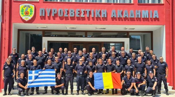 Pompierii români, plecaţi în Grecia să lupte cu incendiile, au ajuns în ţară. IGSU: Misiune îndeplinită!