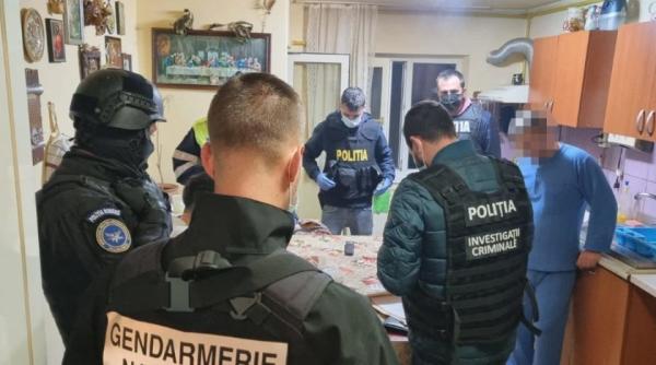 Franța. Bandă de români, specializată în furtul telefoanelor. Erau trimise apoi în Anglia, Italia și România: Prejudiciu - peste 2 milioane de euro