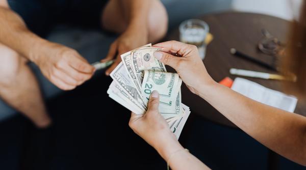 Horoscop special. Cum se îmbogățesc rapid și sigur zodiile: Bărbații și femeile atrag diferit banii în casă. Ar fi bine să luați notițe!