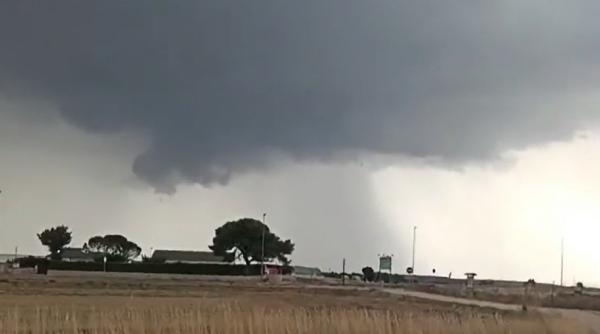 După caniculă, secetă și incendii, Italia riscă să fie lovită de tornade! CNR trage un semnal de alarmă: Regiunile aflate în pericol