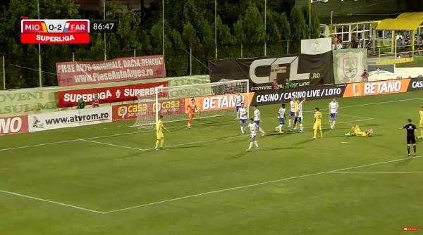 Fotbal: Farul Constanţa învinge CS Mioveni cu 2-0, în Superligă