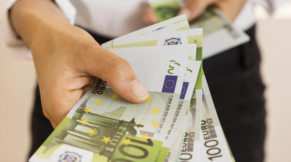 România va primi peste 31 de miliarde de euro din partea UE. Pe ce vor fi cheltuiți banii