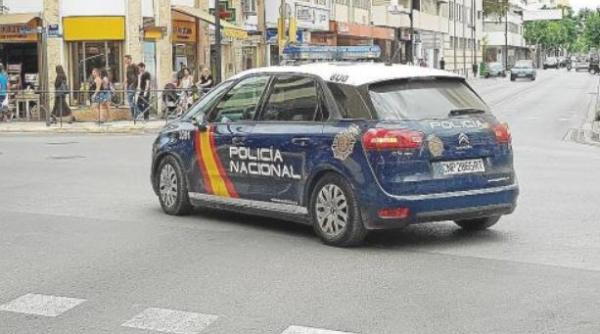 Geantă de lux, de 3.000 de euro, furată de un cuplu de români dintr-un magazin exclusivist din Ibiza