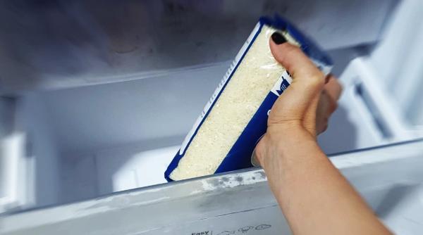 A pus punga de orez în congelator. Trucul grozav la care nu te-ai fi gândit vreodată