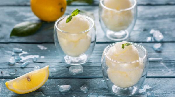 Șerbet de lămâie, rețeta secretă a celor mai talentați bucătari. Nu ai nevoie de aparat de înghețată