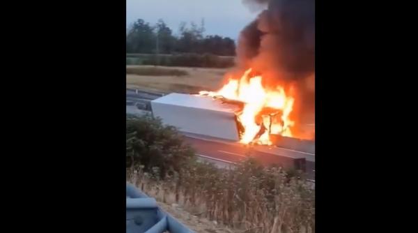 Italia. Un șofer român de TIR și-a pierdut viața într-un accident: Florian nu a mai avut nicio șansă să iasă din cabină