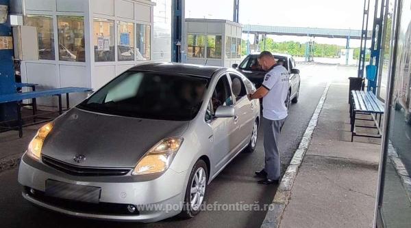 Românii din străinătate se întorc în țară. Aglomerație în vămile din România