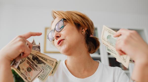 Bani pentru românii din diaspora, prin programul Start-up Nation: fiecare beneficiar poate obține până la 200.000 de lei