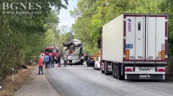 MAE, confirmare oficială: Trei cetățeni români morţi în accidentul rutier din Bulgaria. Autocarul era plin cu turiști și venea din Turcia