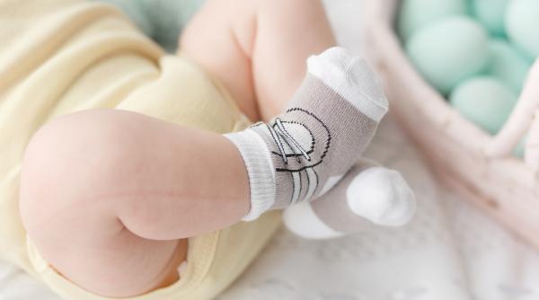 Marea Britanie: Româncele, cele mai numeroase mame cu origini străine care au născut în 2021