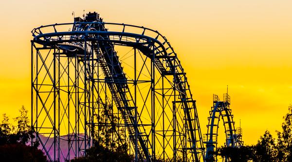 Germania. Zeci de răniți după ce două trenuri de rollercoaster s-au ciocnit