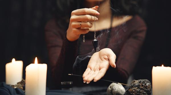 Brazilia. Fiica unor români s-a aliat cu o grupare de „clarvăzători” conaționali, pentru a le lua toată averea: Cum a furat 137 de milioane de euro 