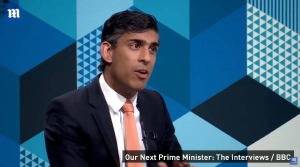 „Acest lucru ar trebui să fie un semnal de alarmă pentru Occident”. Rishi Sunak cere noi sancțiuni împotriva Iranului din cauza atacului asupra lui Salman Rushdie