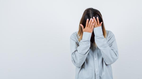 Italia. Coșmarul trăit de o româncă timp de șapte ani cu bărbatul ei: Vecinii au salvat-o din iadul în care era