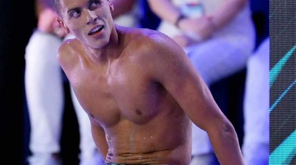 David Popovici și-a câștigat seria la 400 de metri liber. Sportivul este aproape de calificarea în finală