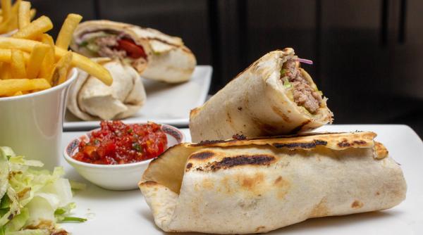 Burrito de vită, rețeta mexicană care te va da pe spate. E atât de ușor de gătit și atât de gustos!