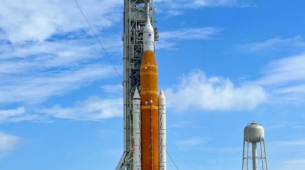 NASA lansează o rachetă uriașă spre Lună