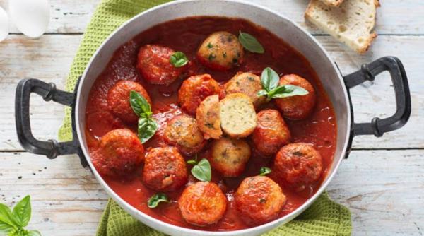 Chifteluțe din pâine veche, o rețetă tradițională din Italia care te salvează de resturile din bucătărie