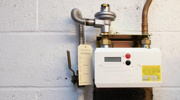 Iată cum luptă Europa împotriva prețurilor ridicate: în Spania TVA de la 21% la 5%, la Londra se stinge lumina