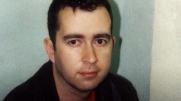 „Escrocul de pe Netflix”, arestat în Belgia. A inspirat două filme, după ce făcut o avere fabuloasă - VIDEO