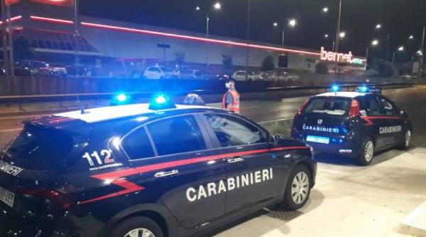 Panică într-o parcare din Italia. Șofer român de TIR, amenințat: „E persecutorul meu”. Cum a scăpat conaționalul de bărbatul ce delira