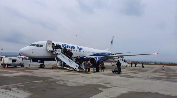 Alertă pe aeroportul din Cluj: Un avion a revenit pe pistă imediat după decolare