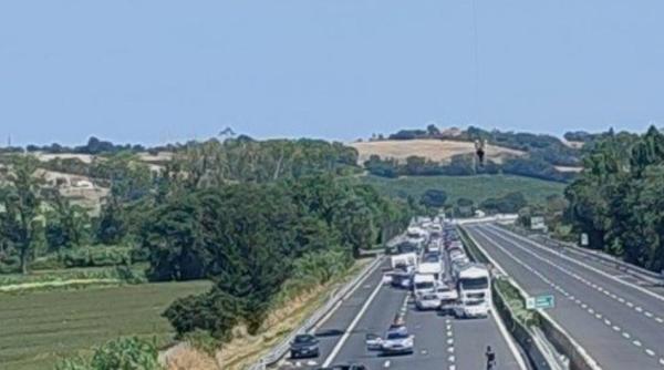 Italia. O furgonetă s-a ciocnit cu un camion pe A4. Un român a fost rănit și se află la spital