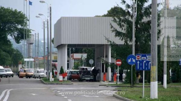 Camion, verificat la intrarea în țară. Șoferul s-a ales cu dosar penal, după ce a prezentat actele 